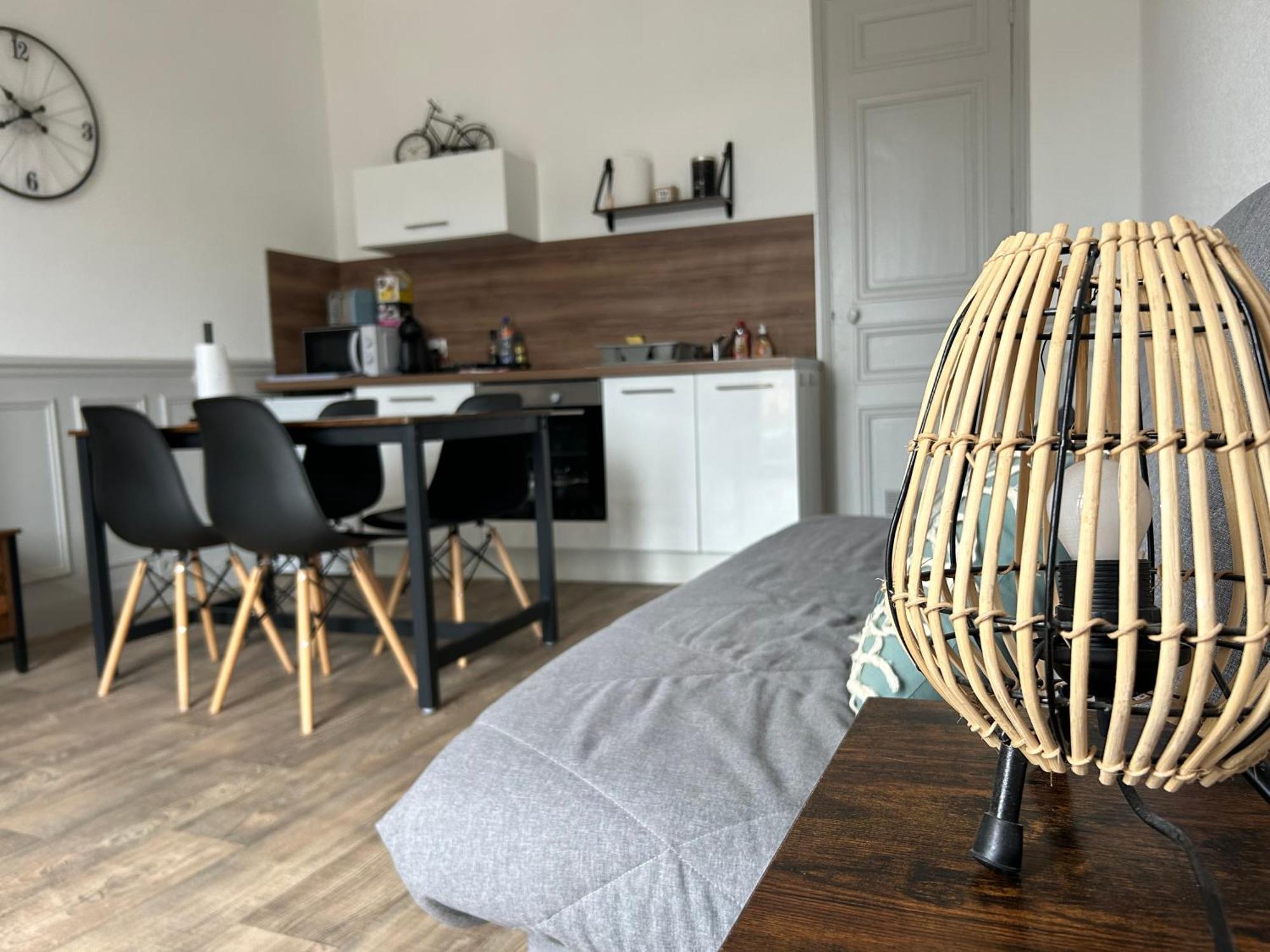 Appartement F1, Refait A Neuf, 150M De La Plage 돈빌-레-뱅 외부 사진